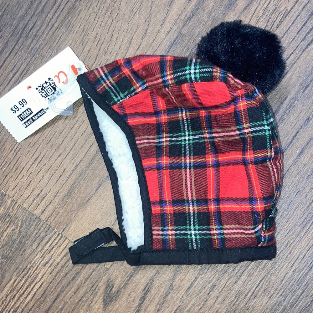 Cat & Jack Plaid Sherpa-Lined Baby Hat. Size 0-6M
